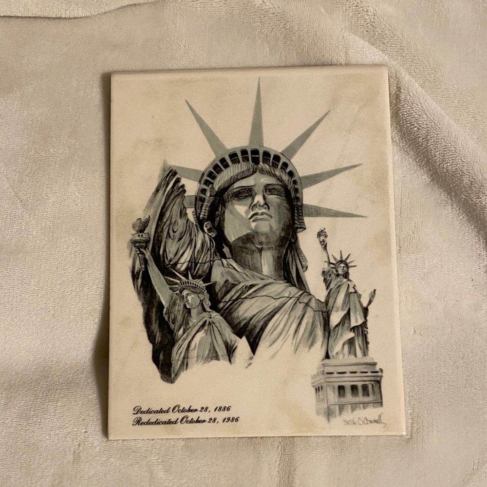 Vintage Statue of Liberty Ceramic Art Plaque 1986 Collectible